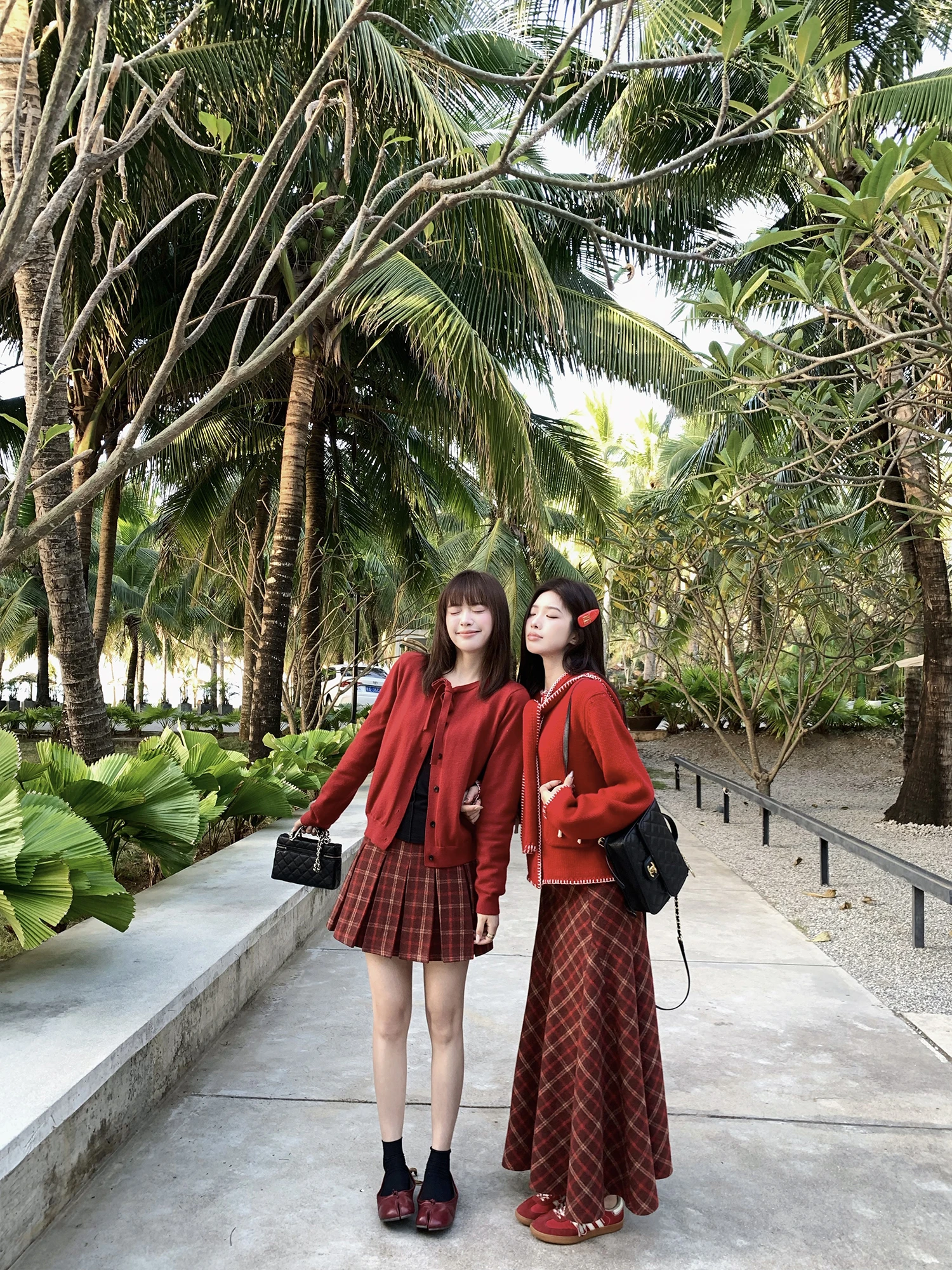 

Юбка Xiao Jun Jun Britney New Year Luy, красная, в стиле ретро, с разрезом, приталенная, длинная, двойного назначения, повседневная, приятная к телу...