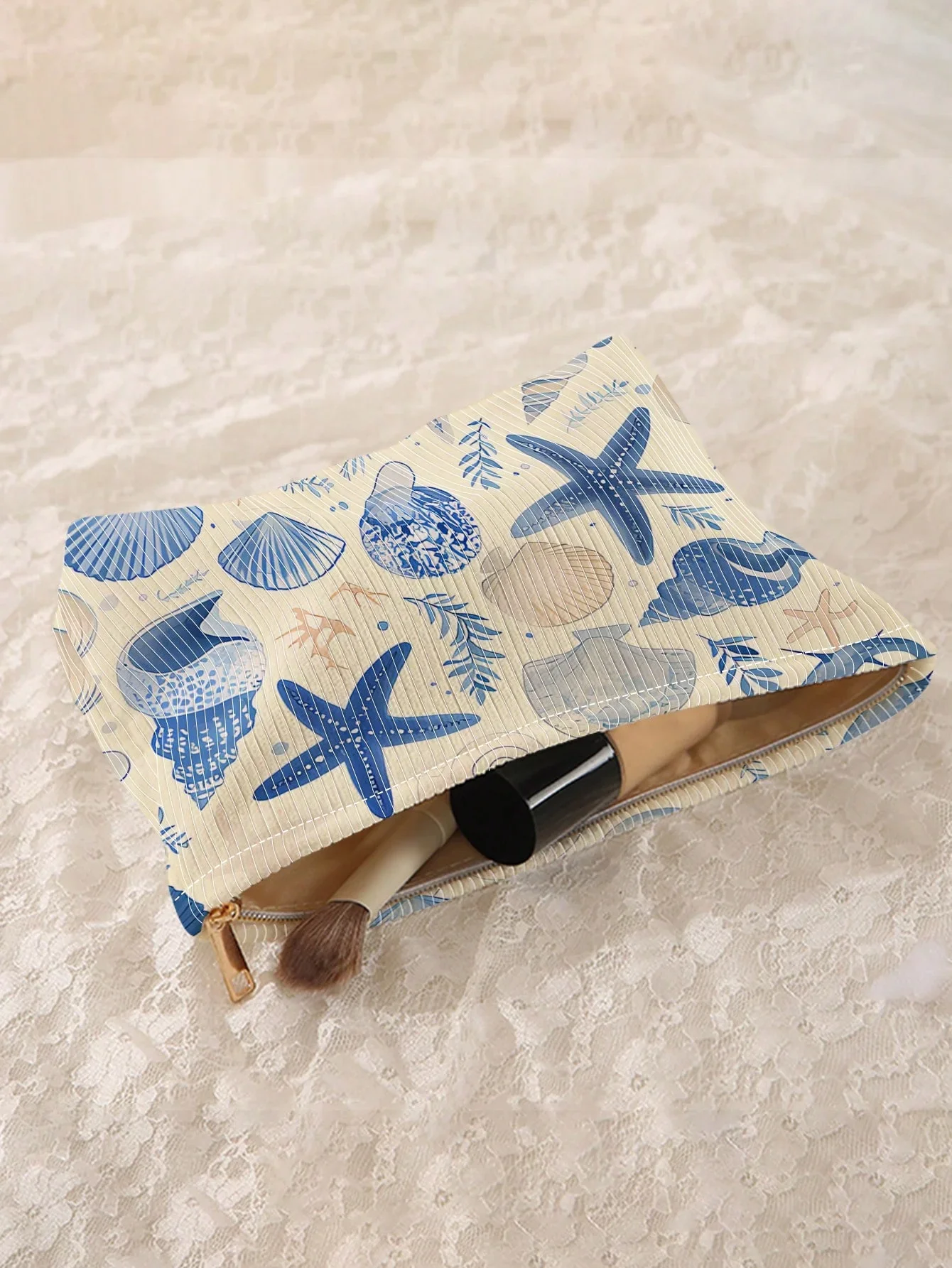Minimally designed floral printed corduroy zipper makeup bag, lightweight and multifunctional cosmetic storage bag