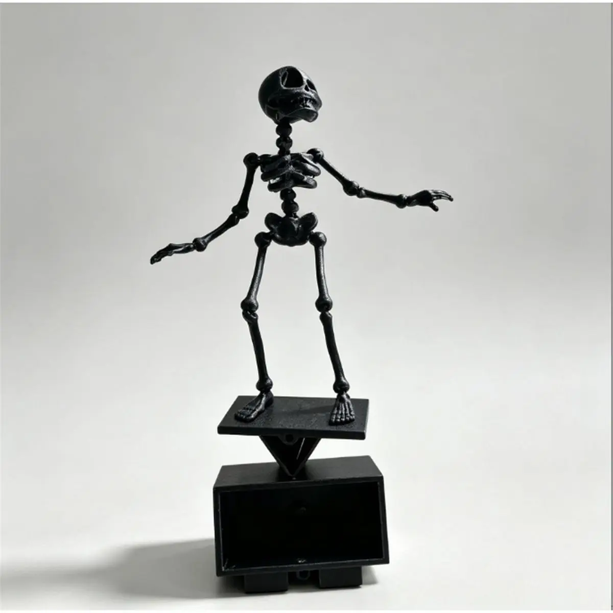 3D Printed Dancing Skeleton Aquarium Bubbler Plastic Fish Tank Dance Skull Ornament Gothic Air Driven Black