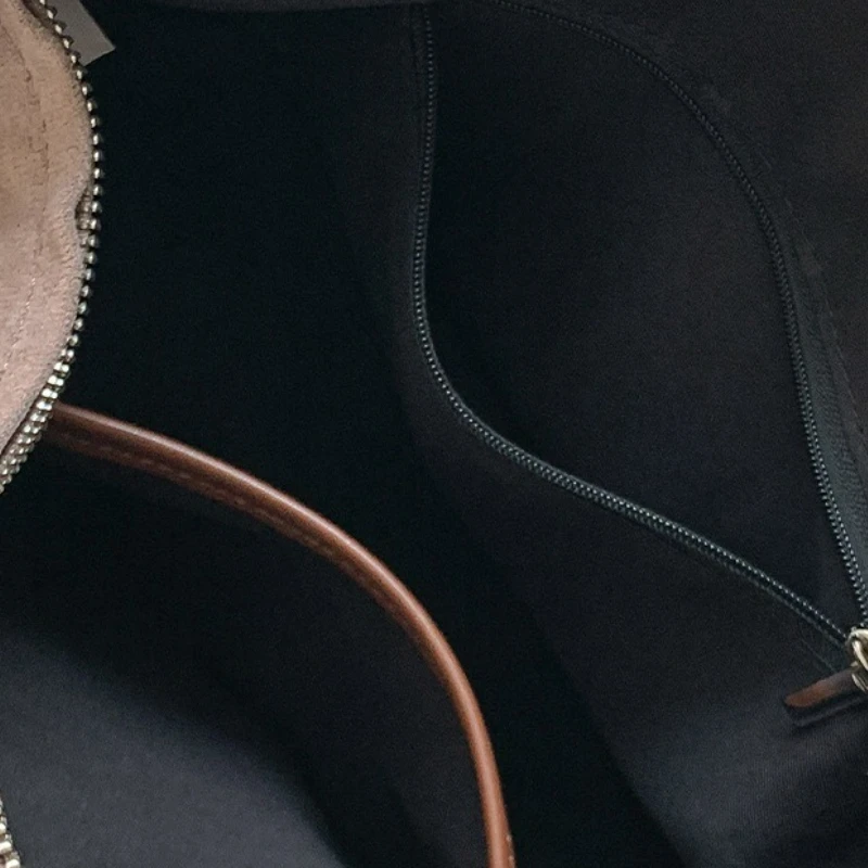 حقيبة هوبو ريترو كسولة حقيبة كتف عصرية للتنقل لحقيبة قوانغتشو عالية الجودة غير الرسمية