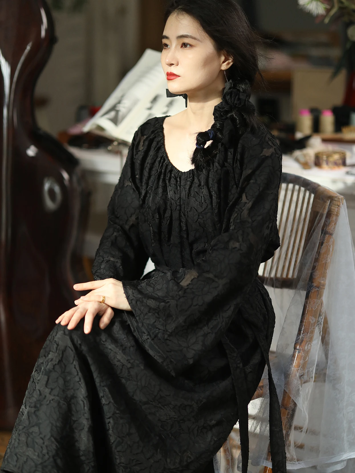 

Ninth Cloud Original Design 'Yè Táng' Bla 3D Peony Cutout Long Sve Women's Dr U-Ne Gown Ele Faionable Spring ...