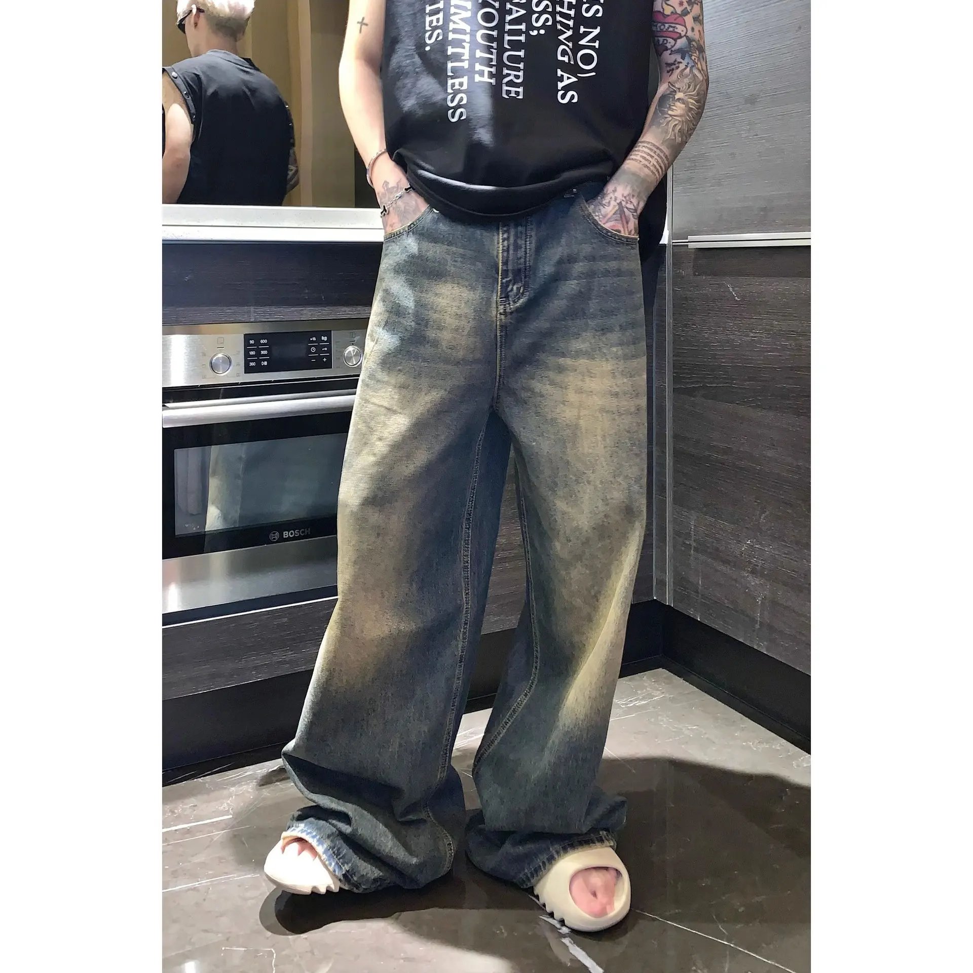 Vintage Men's Baggy Denim Trousers 2024 New Streetwear Wide Leg Loose Denim Pants Fashion Distressed Straight Pants 9C1519