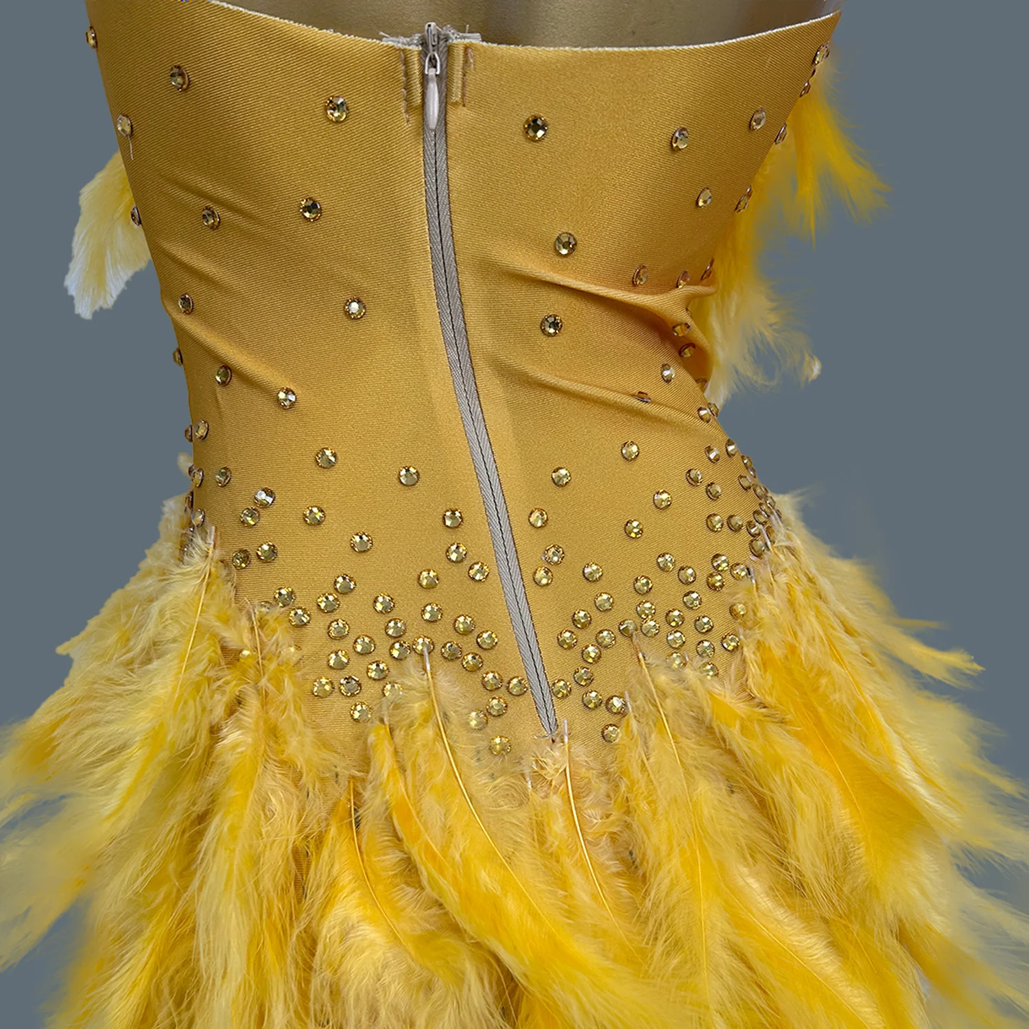 คลาสสิก Rhinestone Feather Spandex ชุดบอดี้สูทยืดหยุ่น Showgirl STAGE สวมใส่เซ็กซี่ชุดบอดี้สูท Catsuit Liusuyumao