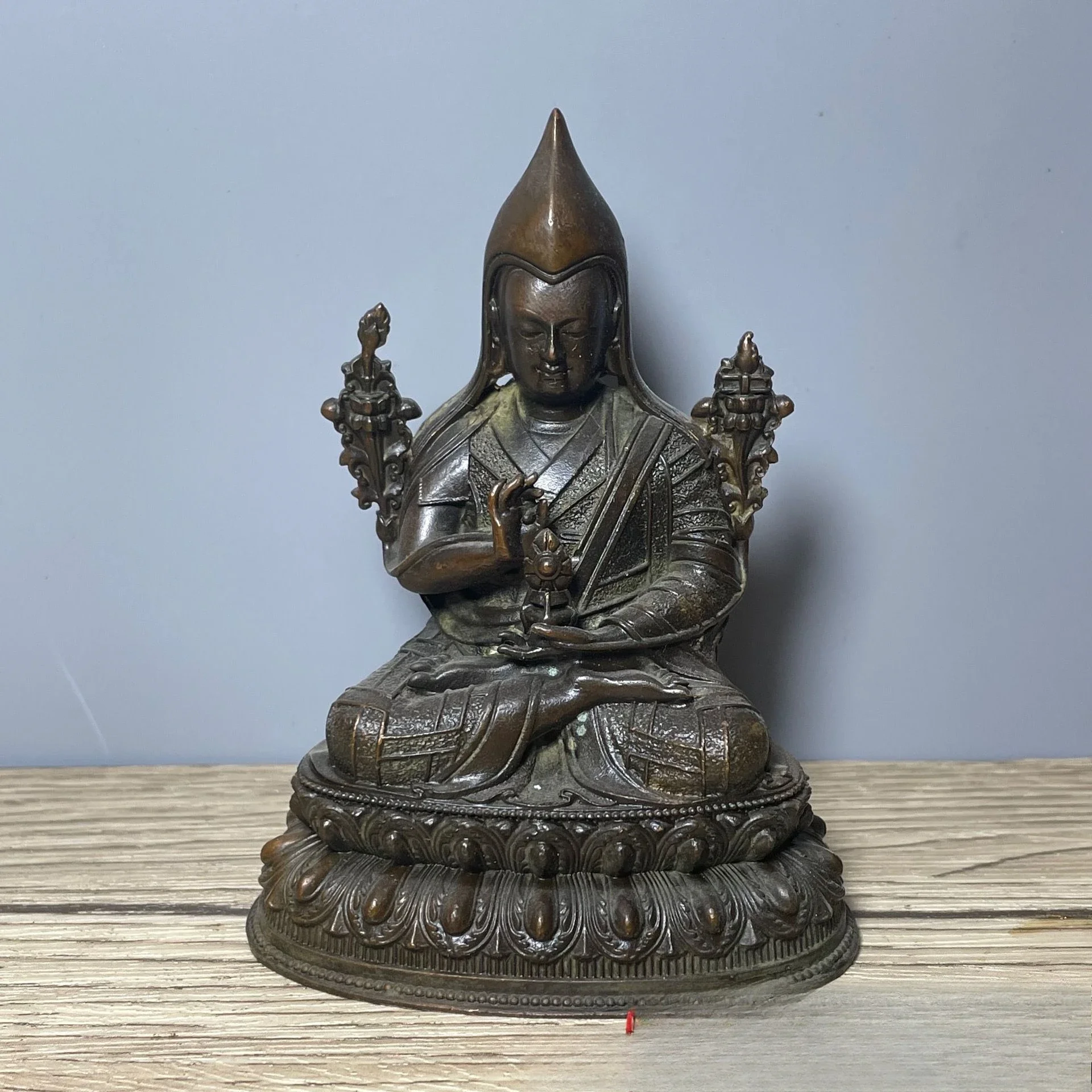 V8 Buddha statue antique old Tibetan Buddha statue Huang God of Wealth Tara Medicine Buddha home decoration offering ornaments