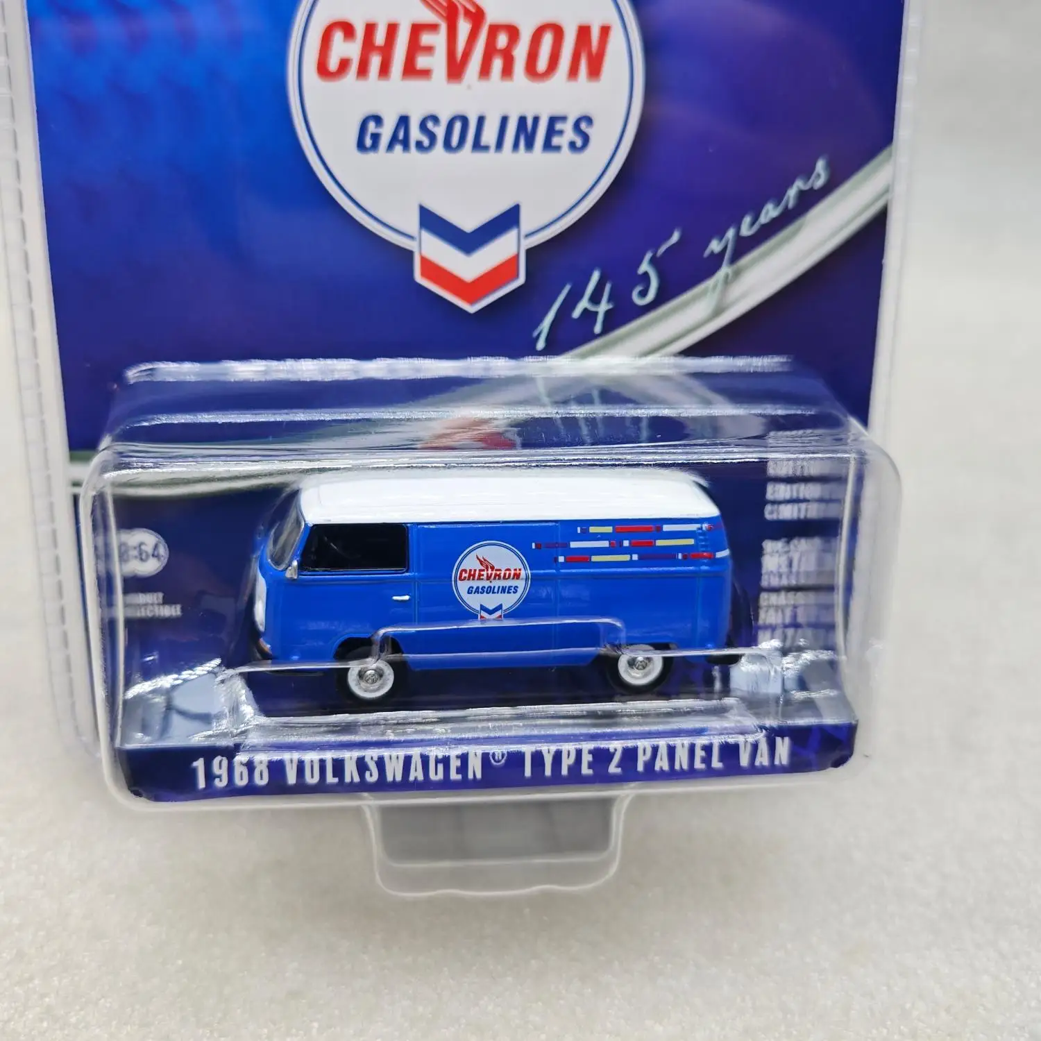 GreenLight 1:64 Anniversary Series 17 - 1968 Volkswagen T2 Van, Chevron 145th Anniversary Diecast Alloy Car Model Collectible