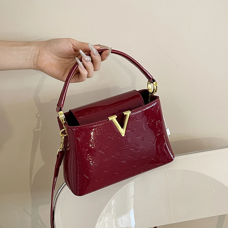 

Ladies Shoulder Bag Fashionable Luxury Leather Classic Designer Paris Casual Simple Vintage Trendy Design Diaper Bag