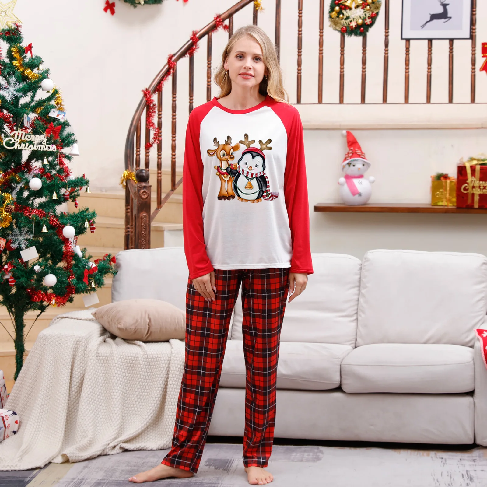 New Merry Christmas Sets Family Matching Outfits Mom Daughter Dad Kids Baby Pajamas 2 Pcs Xmas Print Loungewear Family Look Suit