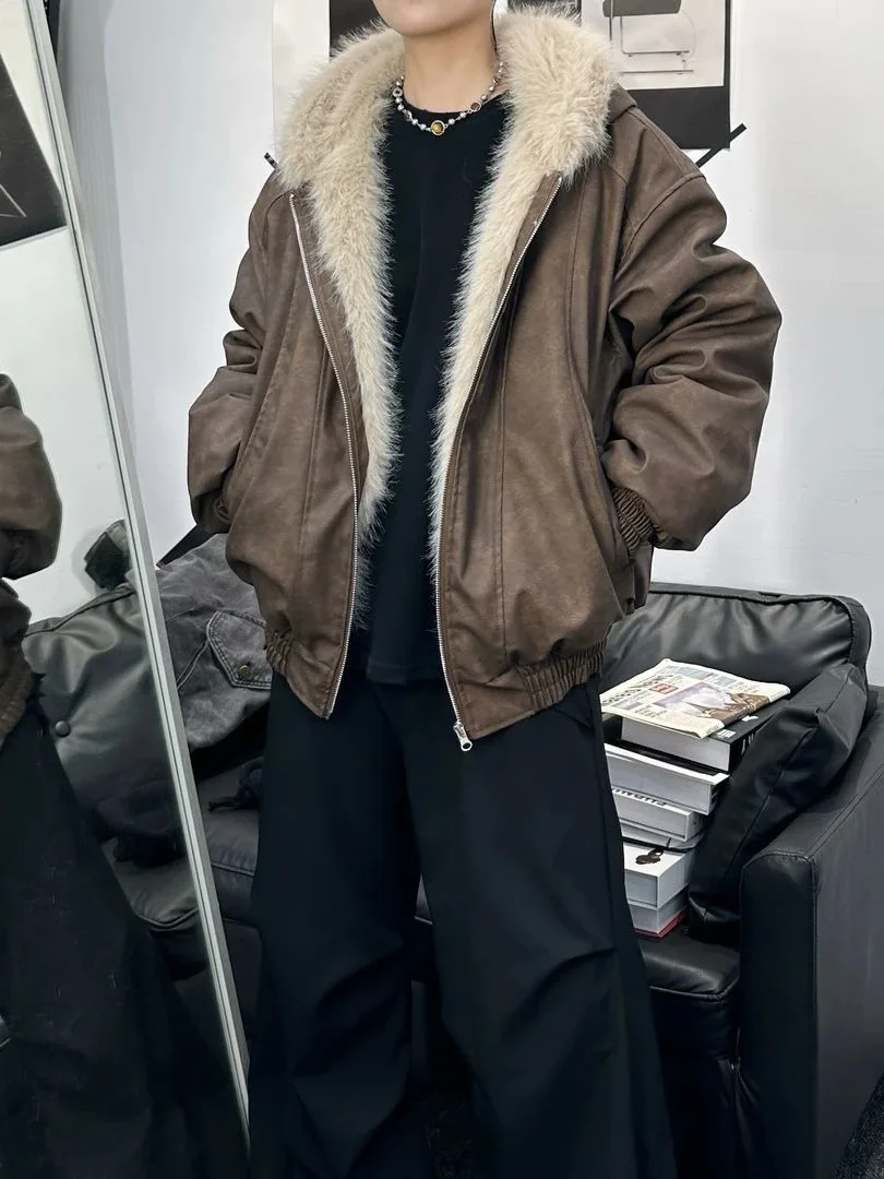 

American Retro Thiened PU Leather Cotton Jaet with Large Fur Collar And Hood for Men Winter Warm Casual Zipper Coat