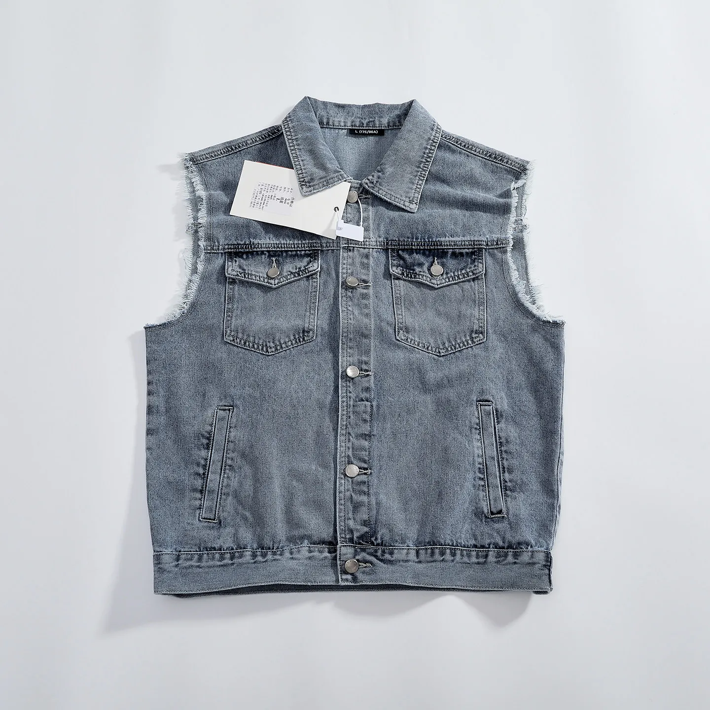 Retro raw edge denim vest for men, old washed and whitened sleeveless waistcoat with multiple pockets, trendy casual outer vest