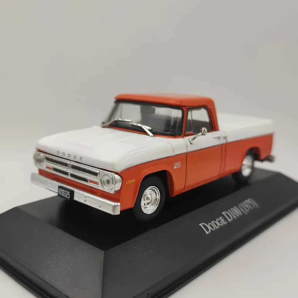 

Diecast IXO 1:43 Scale Dodge D100 Pickup Truck. Alloy Car Model Collectible Toy Gift Souvenir Display Ornaments