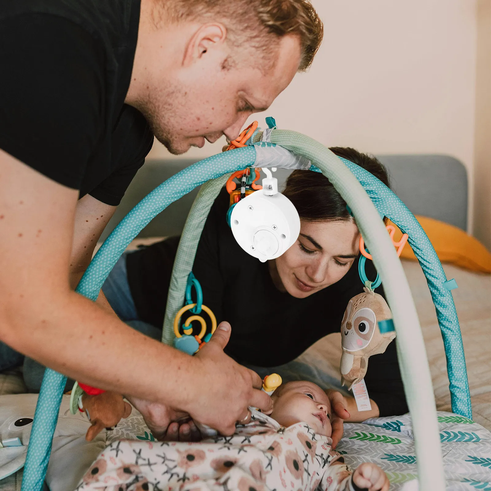 Baby Crib Mobile Rotating Music Box Soothing Gentle Spin Visual Stimulation Nursery Decor Crib Mobile with Music