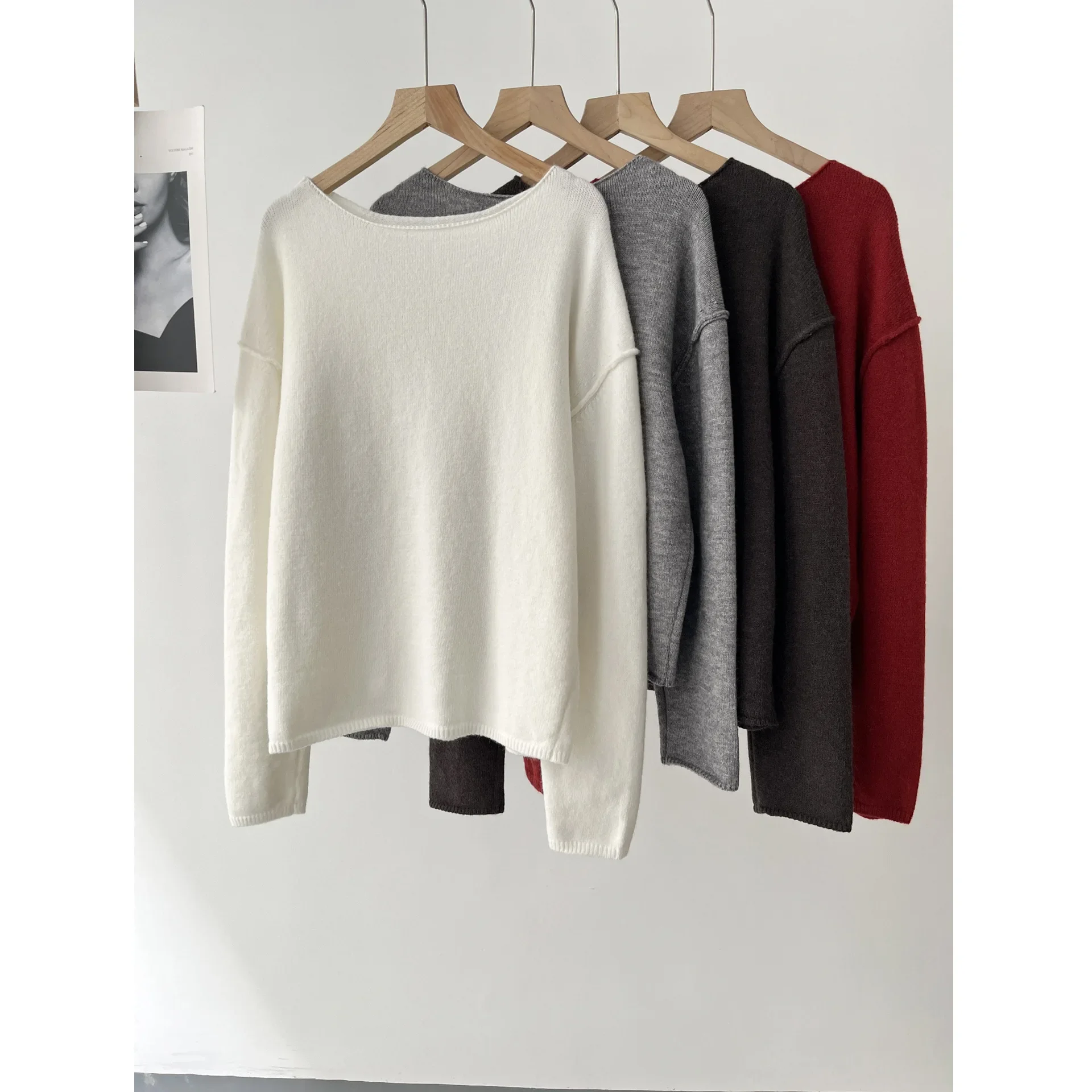 

Women's clothing loose multi-color base with soft waxy wool blend round neck long-sleeved knitted sweater 16A