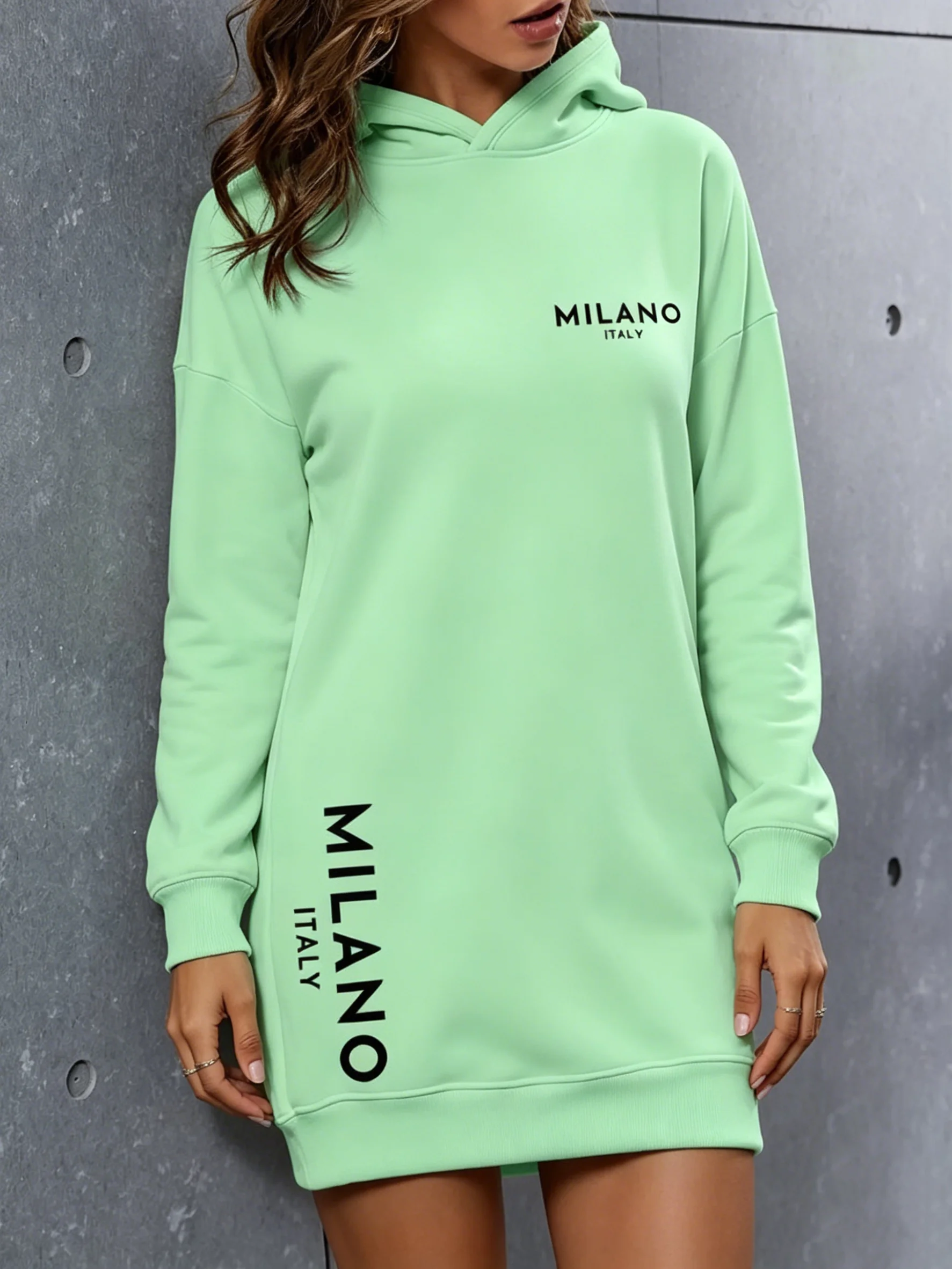 Simple straight leg hoodie short skirt, soft and skin friendly for daily wear, women's hooded hoodie skirt