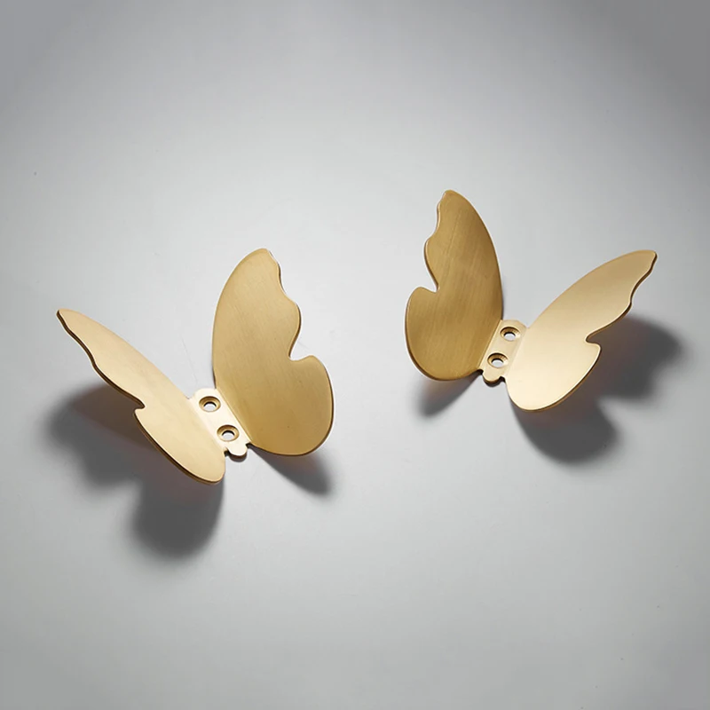 

Латунный крючок-бабочка для ванной комнаты, креативный дизайн, матовое золото, настенный крючок для одежды для спальни, крючки для одежды, аксессуары для ванной комнаты
