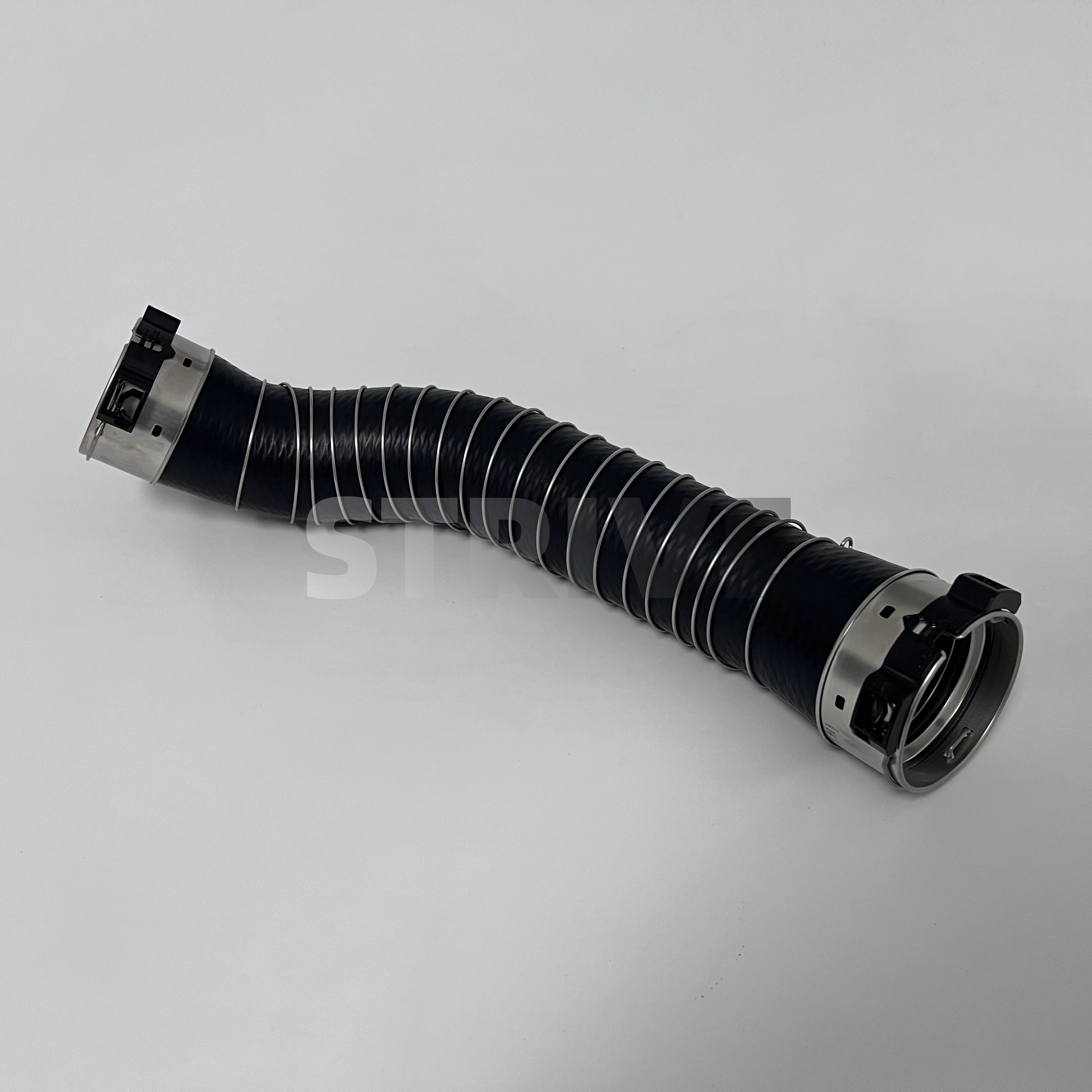 OE 14463-3XN8A 144633XN8A intercooler air intake hose is compatible with Nissan NV350 Caravan Urvan E26 2012-2017