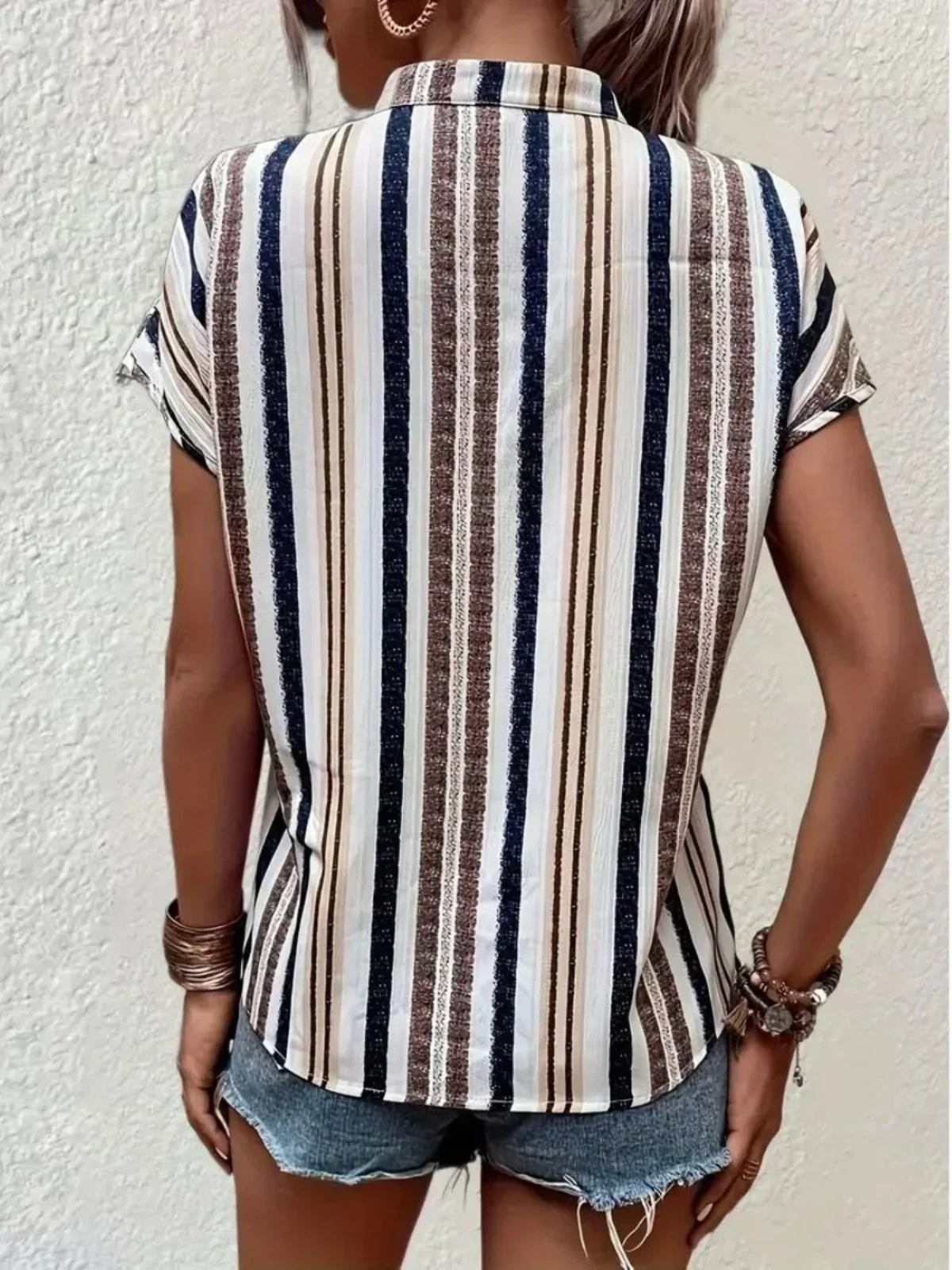 Casual V-ne Batwing Sve irt Women's Printed Loose Fit ort Sve Street Sle Regular Length irt TING