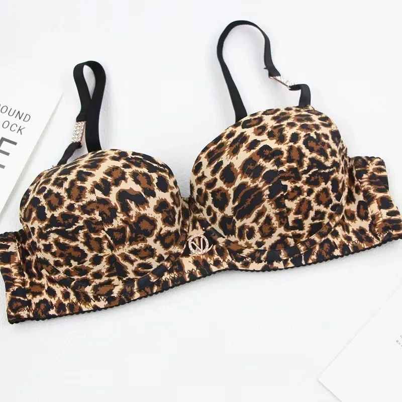 New 2025 Leopard Print Upper Thin Lower Thick Bra Set Sexy Push-Up Bra Set - Image 5