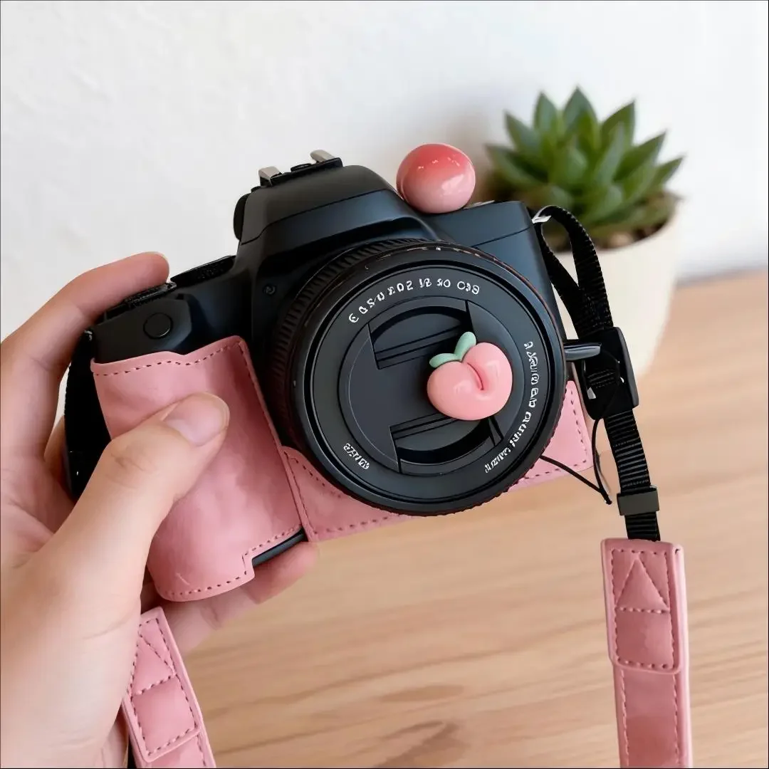 Cute Peach Hot Shoe Cover Lens Cap Keeper Anti Lost String For Fuji XT50 XT30 Sony A7C2 Canon R100 Nikon Z50 Z8 Camera Accessory