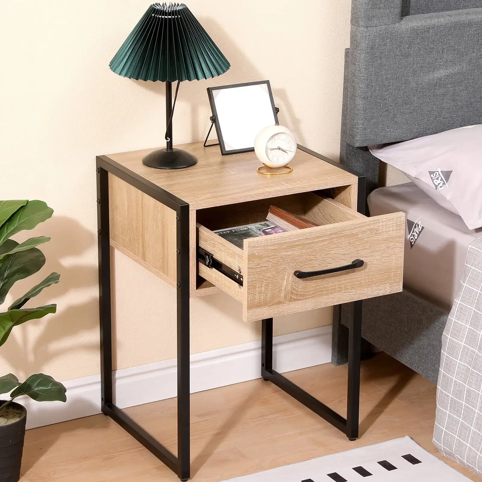

Nightstand Bedside Table Wood End Table with 1 Drawer for Bedroom, Living Room and Dorm