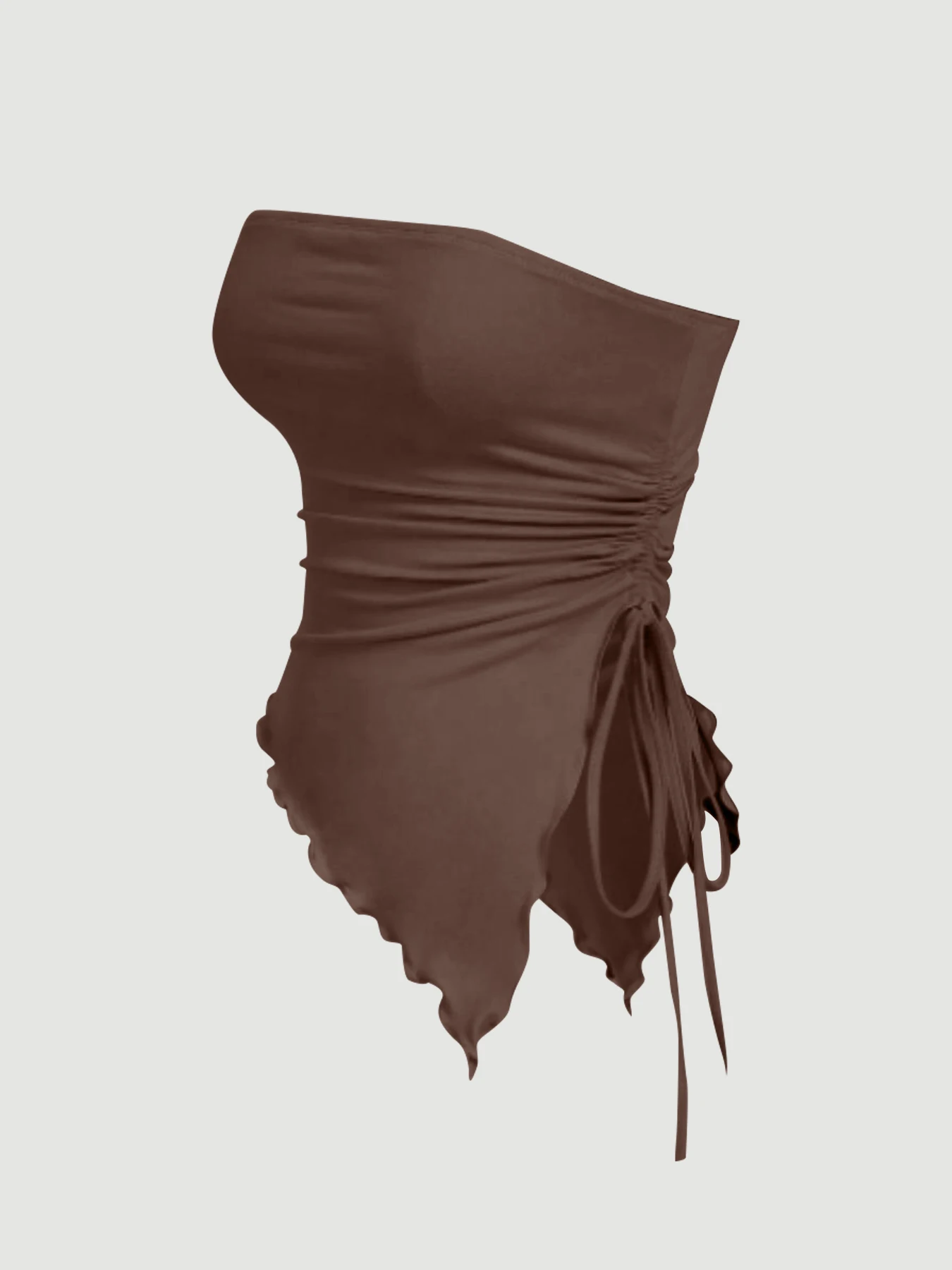 Un top sin tirantes de tres piezas.