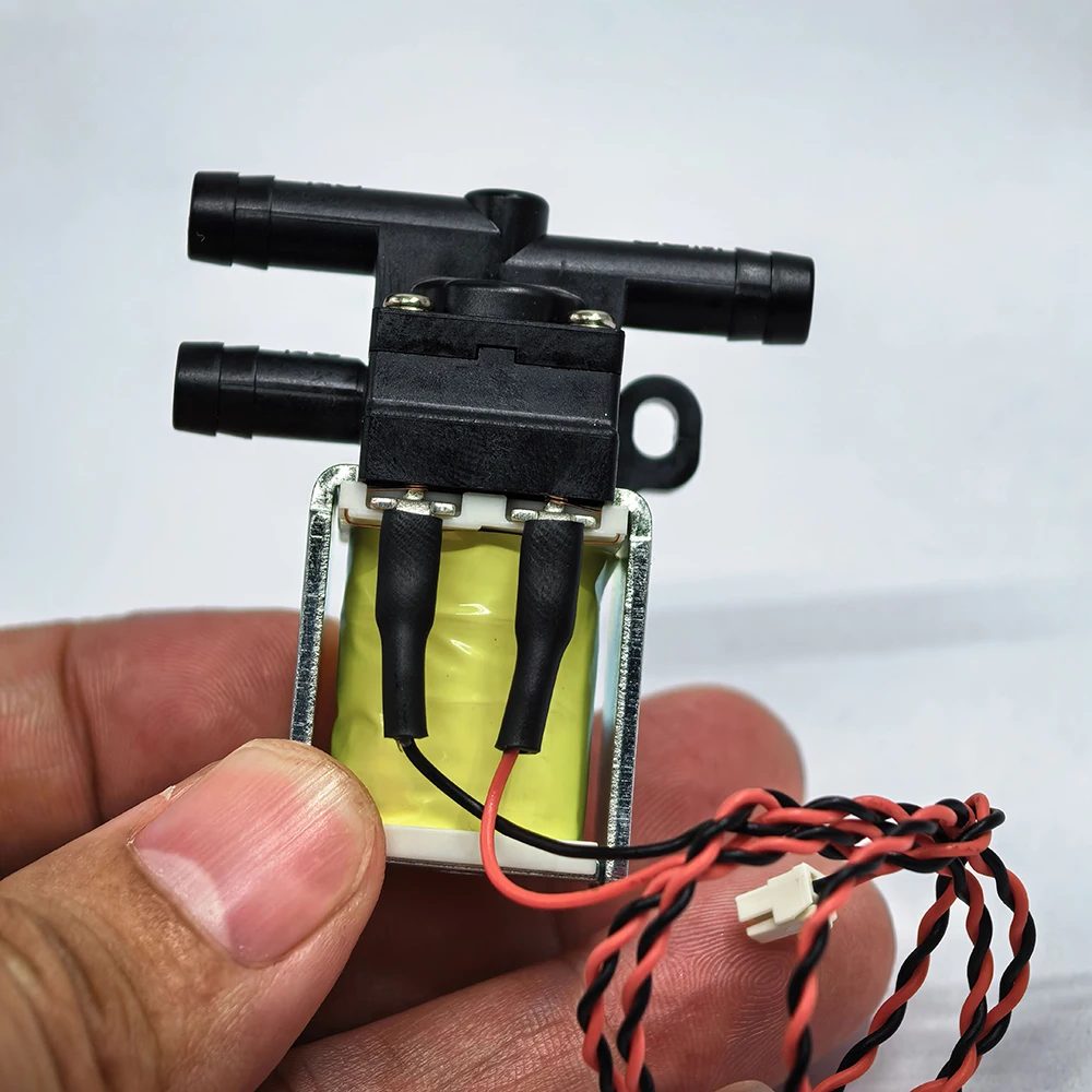 CJWV16-3A12A DC 12V Mini 2-Position 3-Way Solenoid Water Valve  Flow Control Switch for Sweeper Floor carpet Cleaner