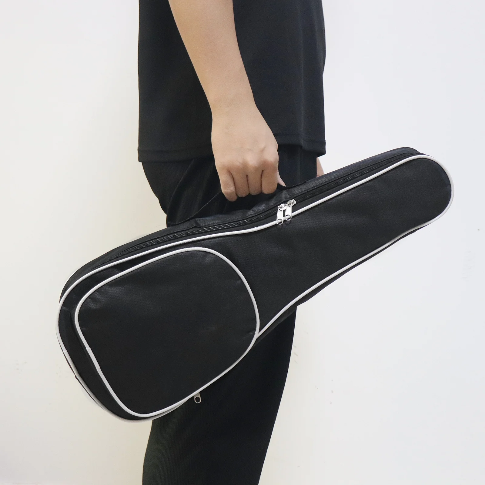 21/23/26 Zoll tragbare schwarze Ukulele-Tasche, 5 mm Schwamm, weiche Hülle, Gig-Ukulele, Mini-Gitarre, wasserdichter Rucksack – Detail 12