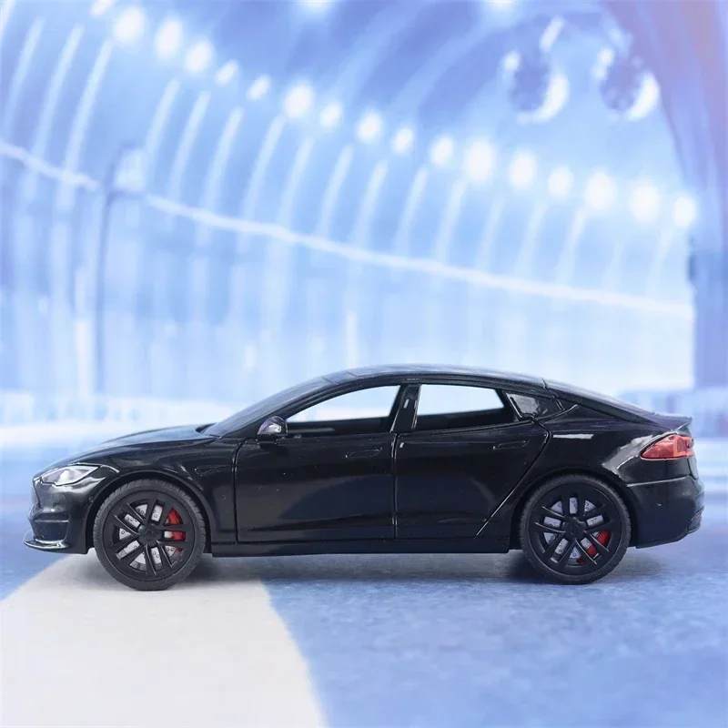 1:24 Tesla Model S sedan High Simulation Diecast Metal Alloy Model car Sound Light Pull Back Collection Kids Toy Gifts