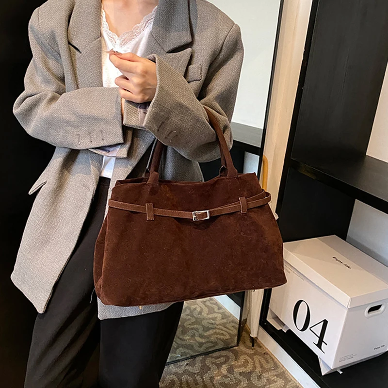 Schnalle Dekoratives Design Solide Faux Wildleder Handtasche Große Kapazität Haspe Casual Tote Heißer Verkauf Taschen für Frauen Bolsas Femininas – Detail 5
