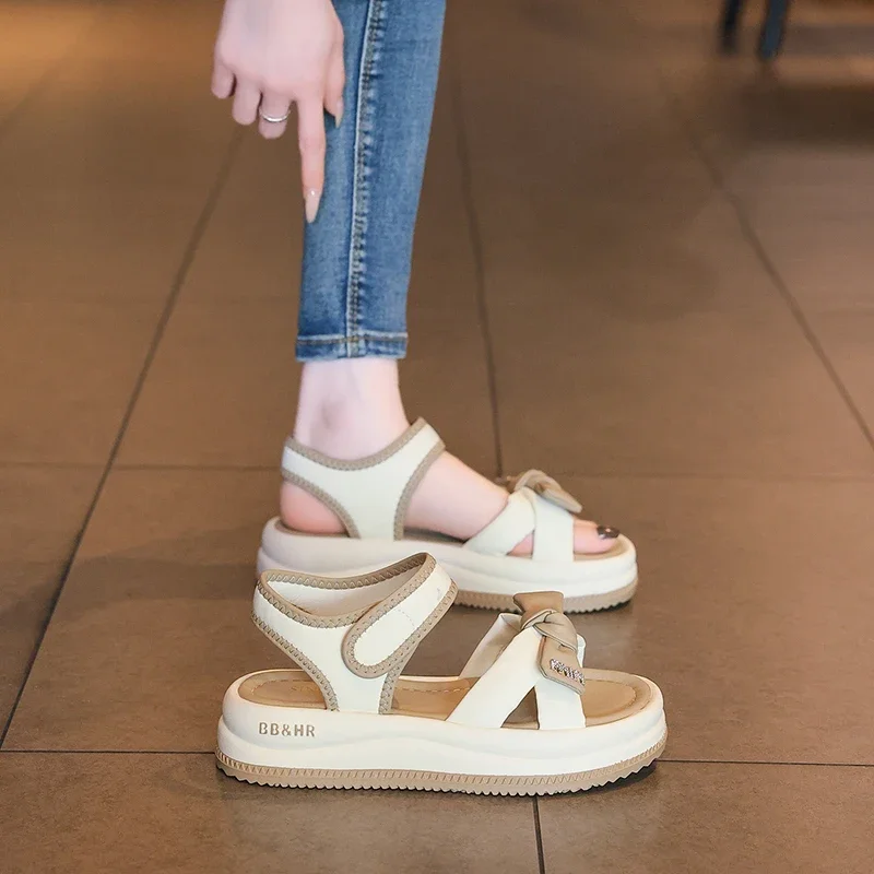 Thick Shock Buffer Ladies Flat Slippers Anti Slip Cushion Base Reduce Ground Impact for Long Time Continuous Outdoor Walks