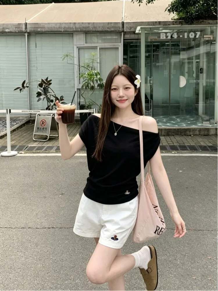 

Fashionable Fat MM Pure Desire Knot Embroidery One Shoulder Large Size Top Summer High Waist Short Pants Two Piece Set Women
