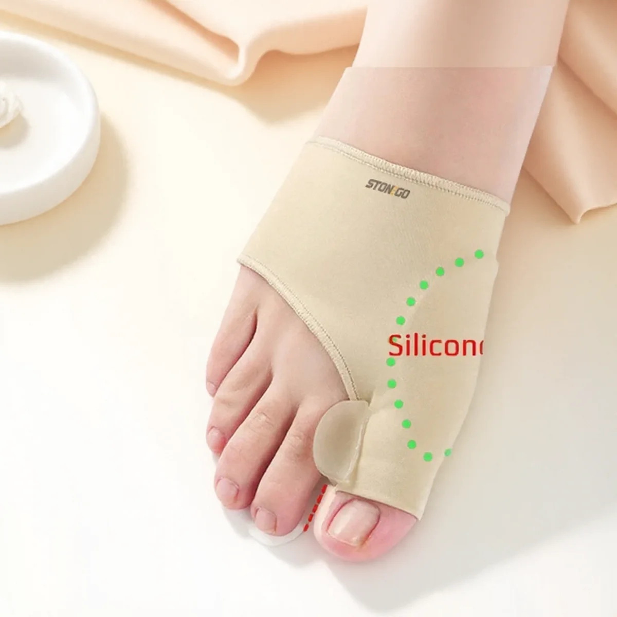 1 par corretor de dedo do pé ortopédico ferramentas cuidados com os pés osso polegar ajustador martelo protetor macio pedicure meia alisador joanete