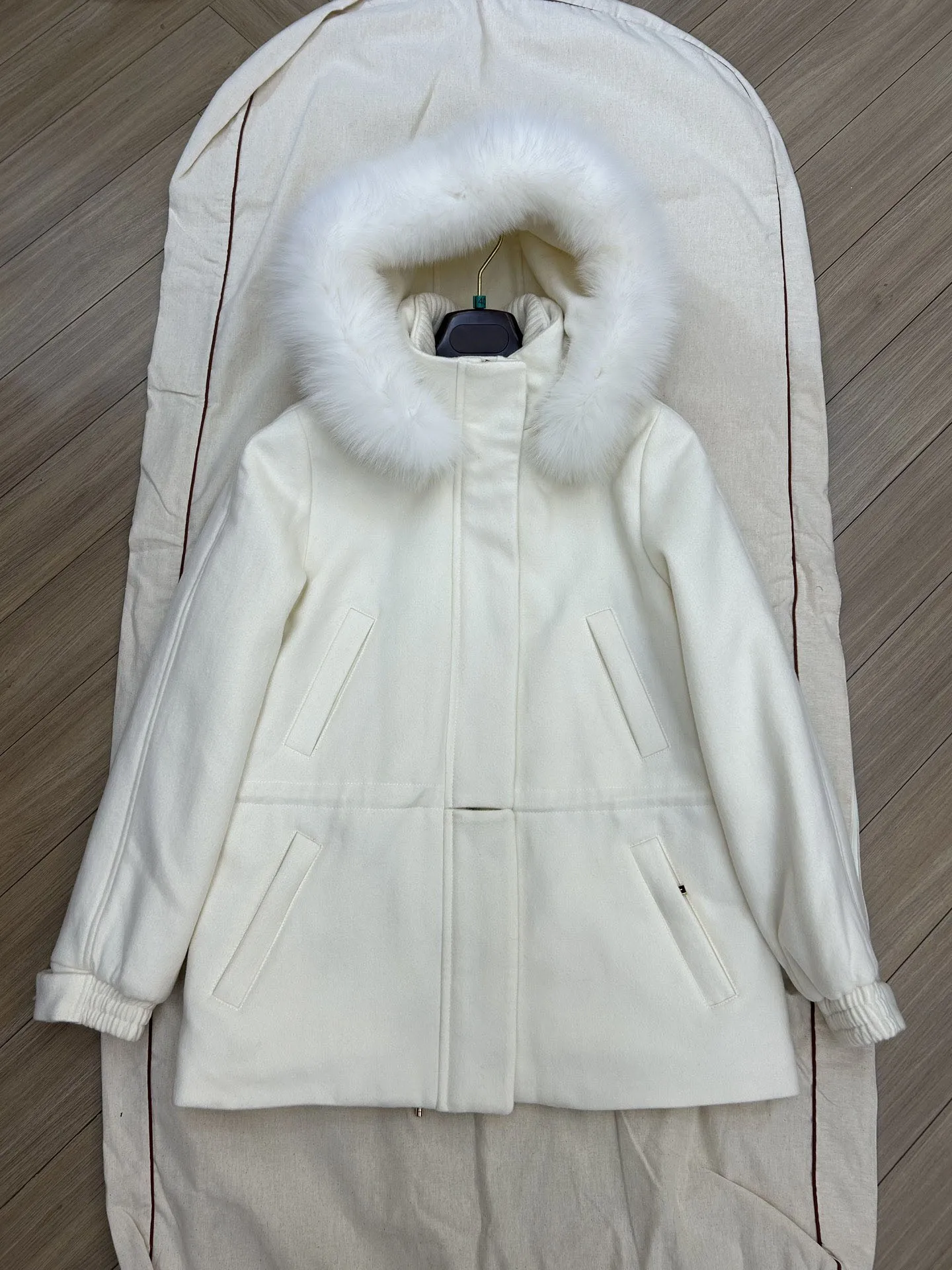 Winter Ski Suit Fox Fur Collar Quilted Jacket With Detachable Hat Simple And Elegant Fashion All-Match Women