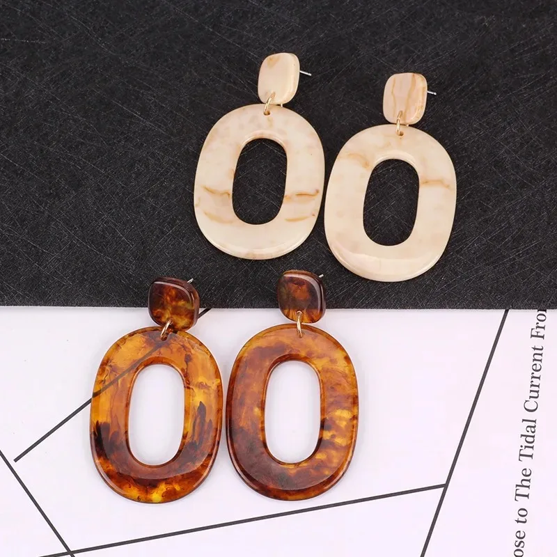 أقراط وأقراط شخصية وعصرية، أقراط هندسية أكريليك عصرية وشعبية، مشابك أذن