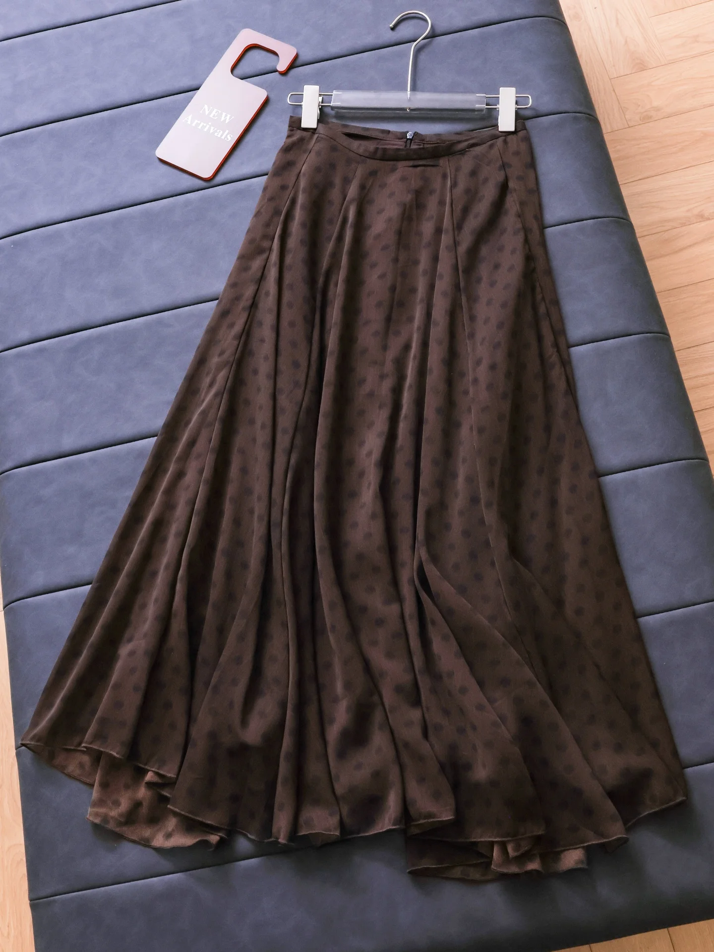 

Elegant High Waist A-Line Skirt Women's Chiffon Half-length Skirt Draped Polka Dot Asymmetrical Hemline Salt Wind Wander