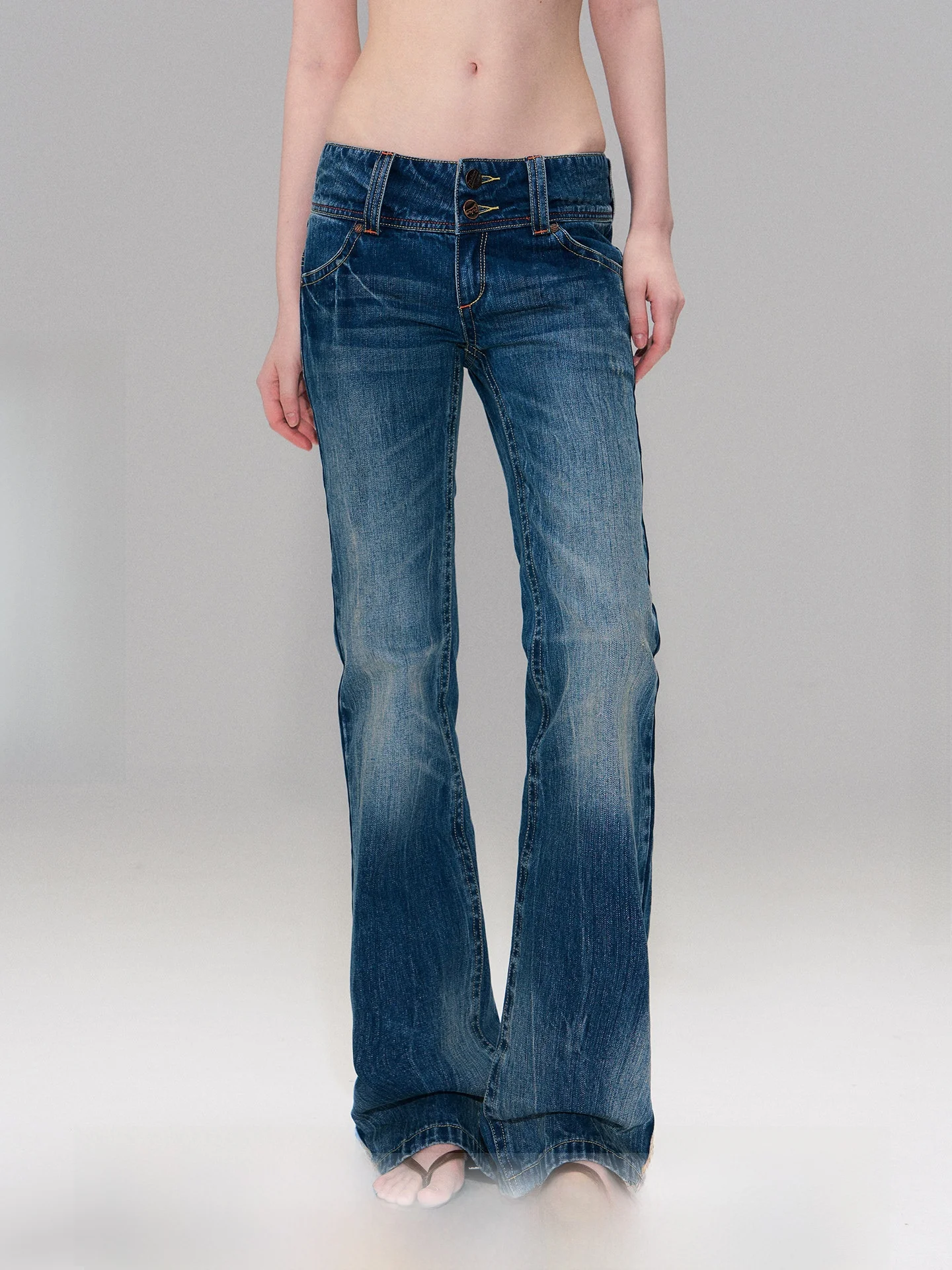 

Hand-Washed Color Distressed Low-Waist Bell Bottoms Slim Fit Denim Jeans for Women Casual Style Cotton Fabric All Seasons