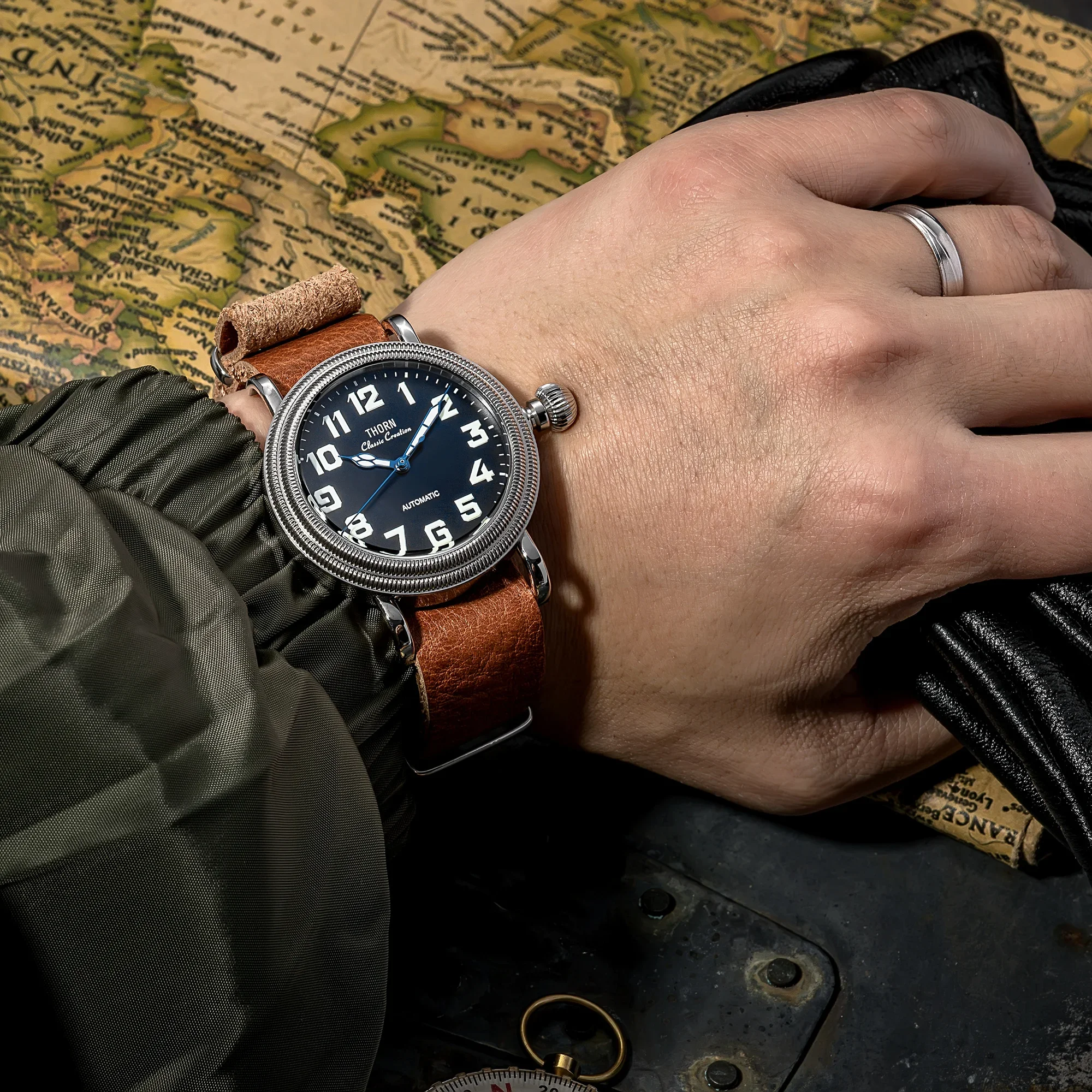 【T014】ساعة ثورن بقطر 41 ملم ساعة طيار عتيقة PT5000 ساعة حركة ميكانيكية أوتوماتيكية هدية للرجال زجاج الياقوت