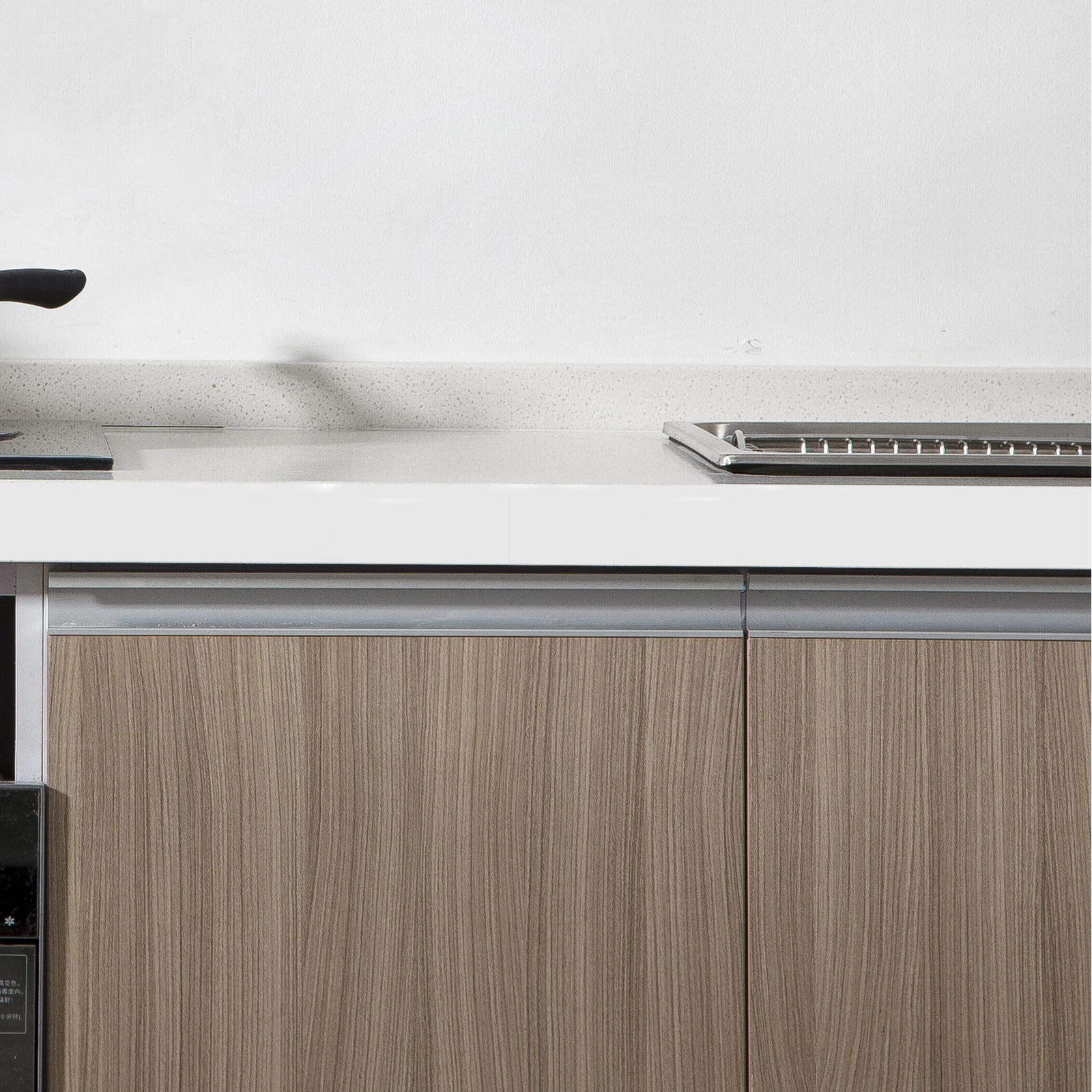 

PVC Baseboard Trim Peel Stick Molding Walls Edge Floor Door Flexible Plastic Decorative Self Adhesive Garden