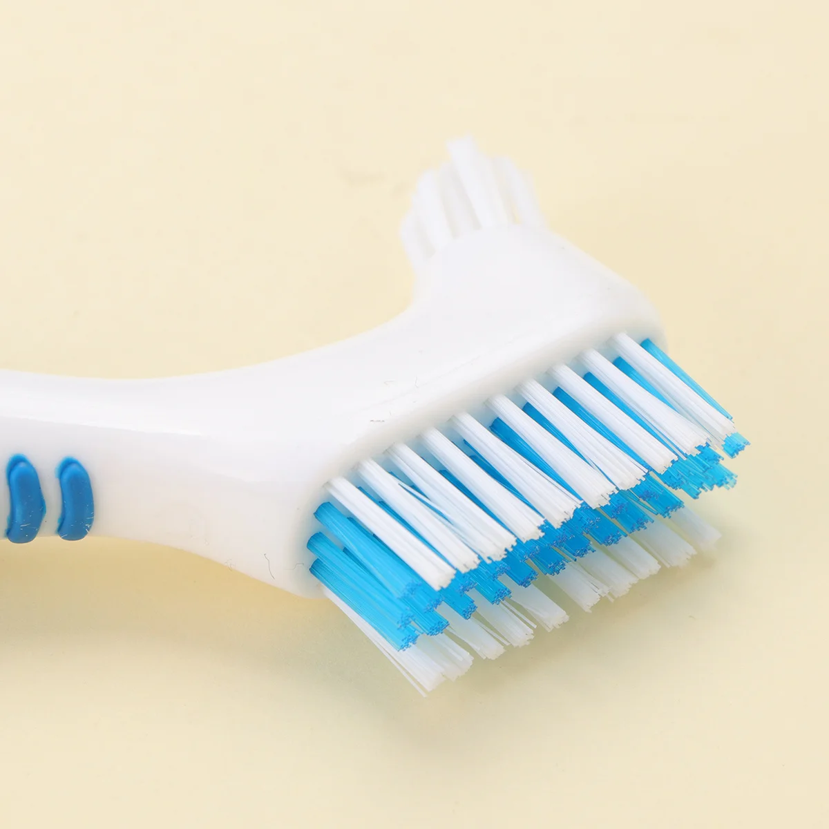 

Denture Brush Portable Non-Slip Design Double Brush Head False Teeth Cleaner Premium Material Soft Handle Blue