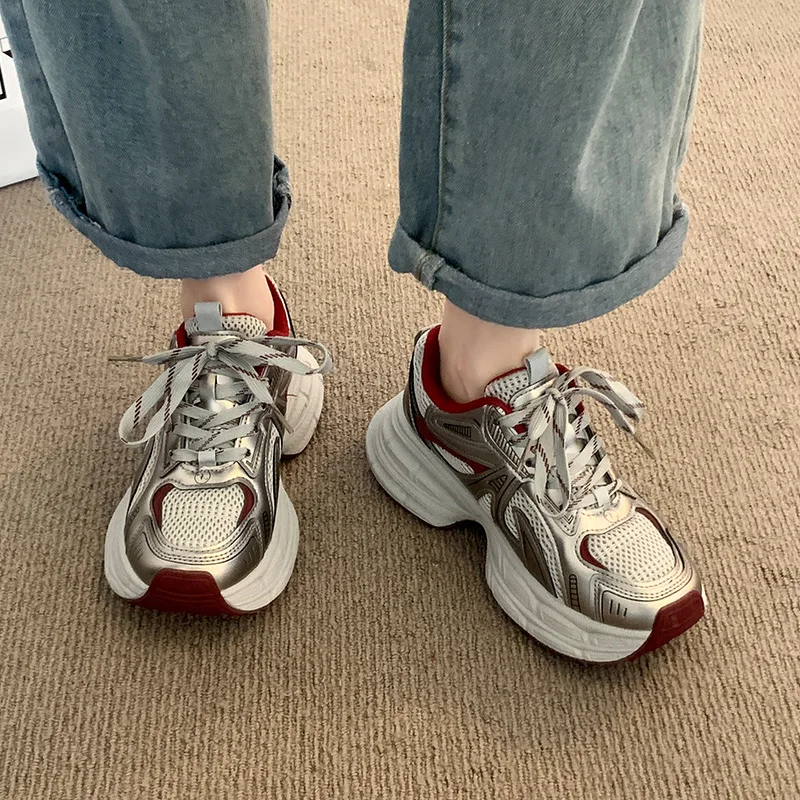 Scarpe da ginnastica vintage con suola spessa per papà da donna Scarpe da ginnastica casual rosse Ancora foderate in pile Scarpe da donna traspiranti