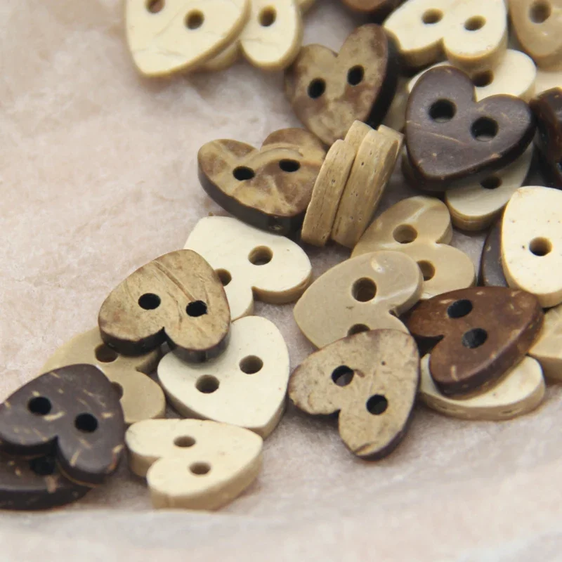 HENGC 2 Holes Natural Heart Wood Sewing Buttons For Clothes Children Scrapbooking DIY Crafts Decorative Accessories Wholesale