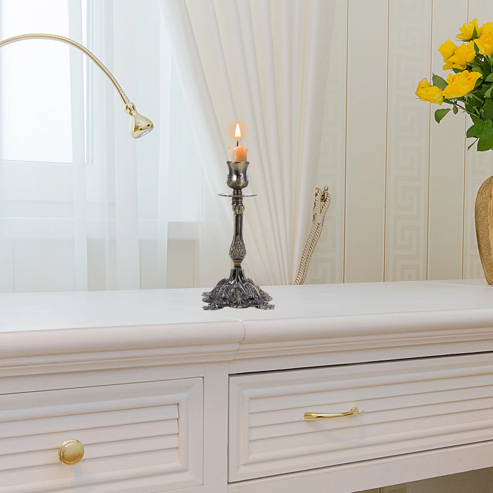 

1pcs Vintage Metal Holder Tabletop Taper Candlestick For Wedding Party Home Decor Shabbat Centerpiece Desktop Decoration