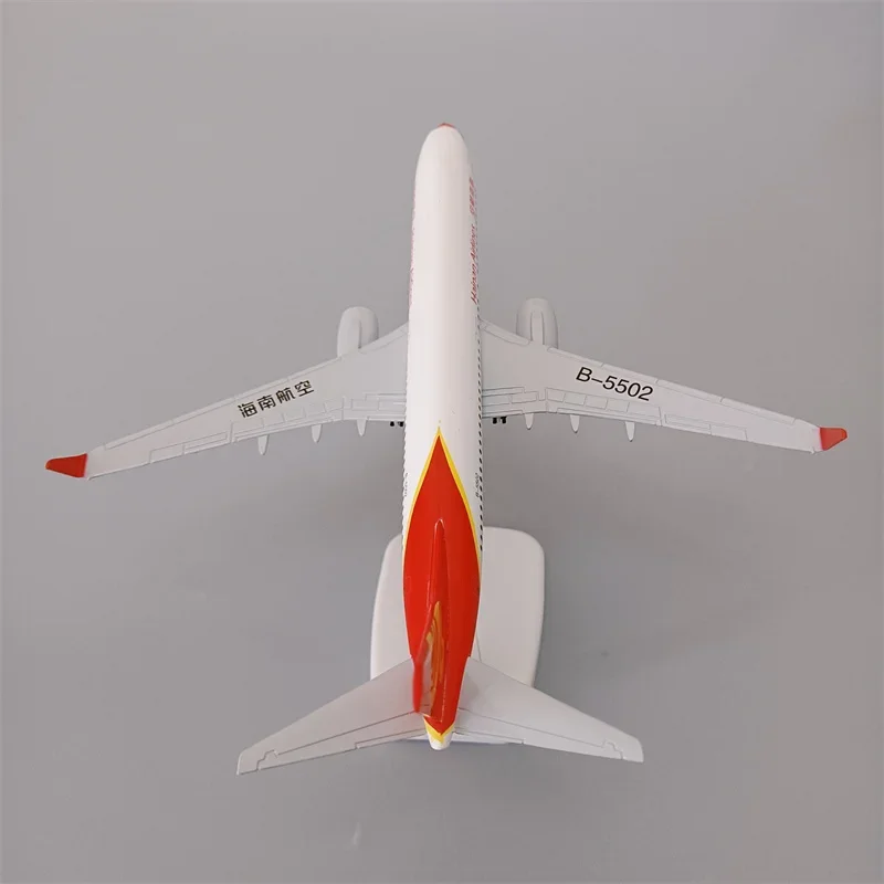 Air China HaiNan Airlines Boeing 737 B737 Airways Литая под давлением модель самолета Модель самолета 20 см из сплава металла с шасси