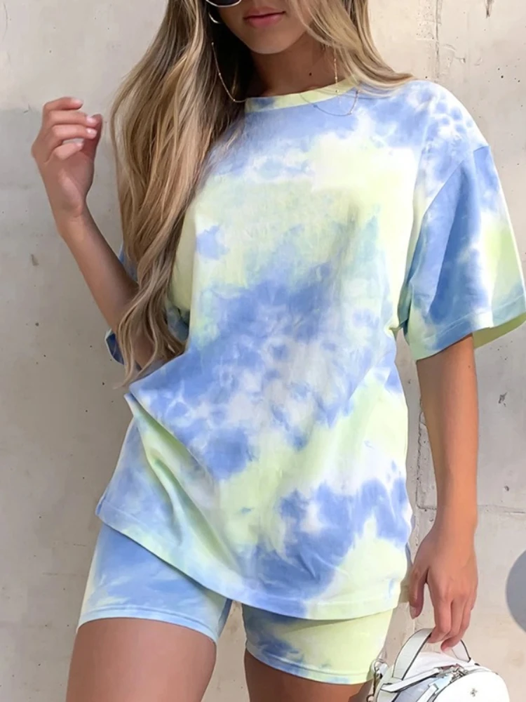Summer Kint Women Leisure Two Piece Short Sets Round Neck Loose Tie Dye Short Sleeve T Shirt Fashion 2 Piece Sets Womens Outfits