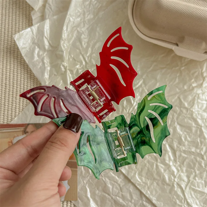 

New Gothic Y2K Bat Hair Clip Claw , Halloween Funny Hair Claw for Women, Punk Style Hair Accessories for Girl