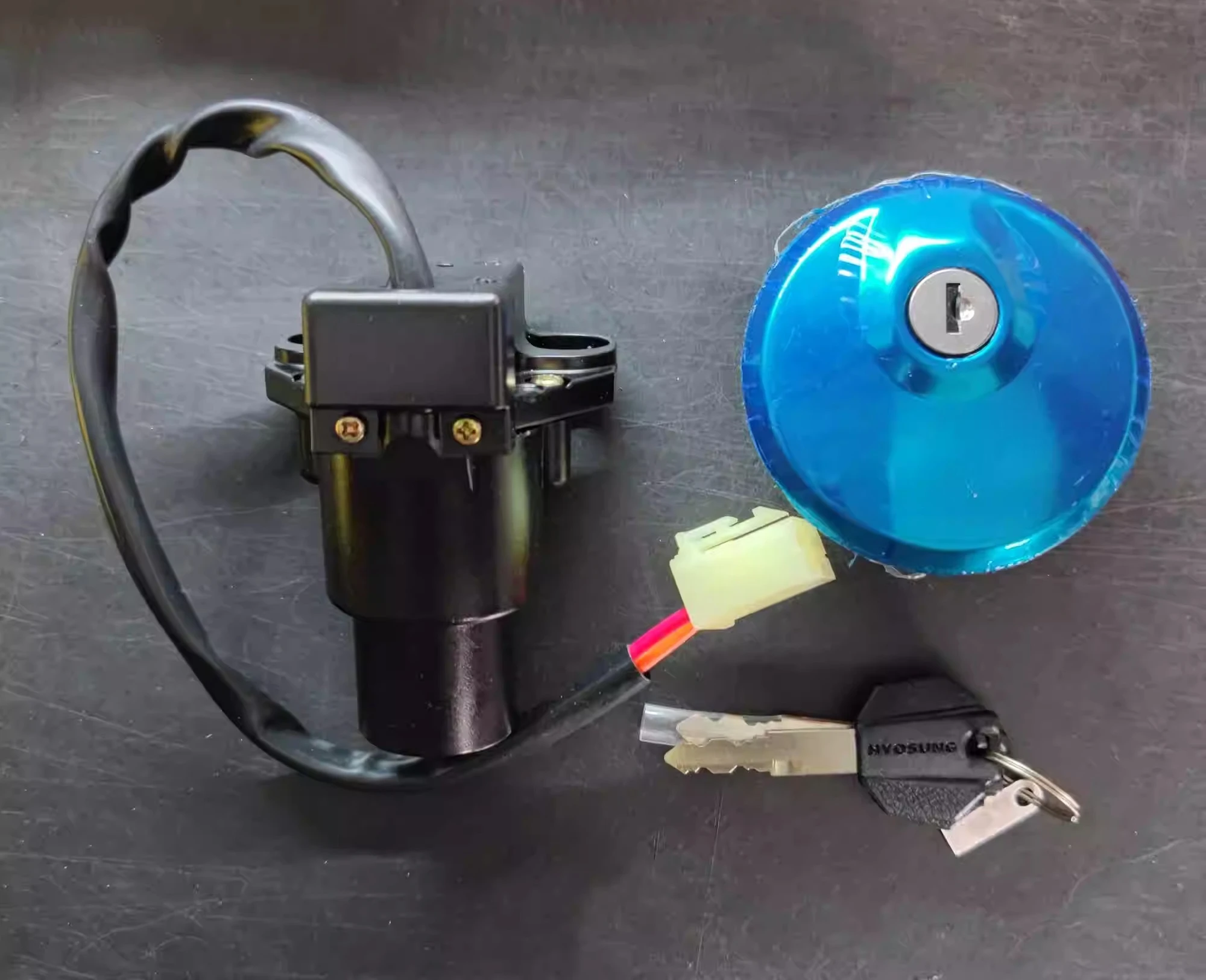 

ZMLGV300S Motorcycle Original Factory Set Lock Electric Door Fuel Tank Handlebar Lock Accessories GV125QH300