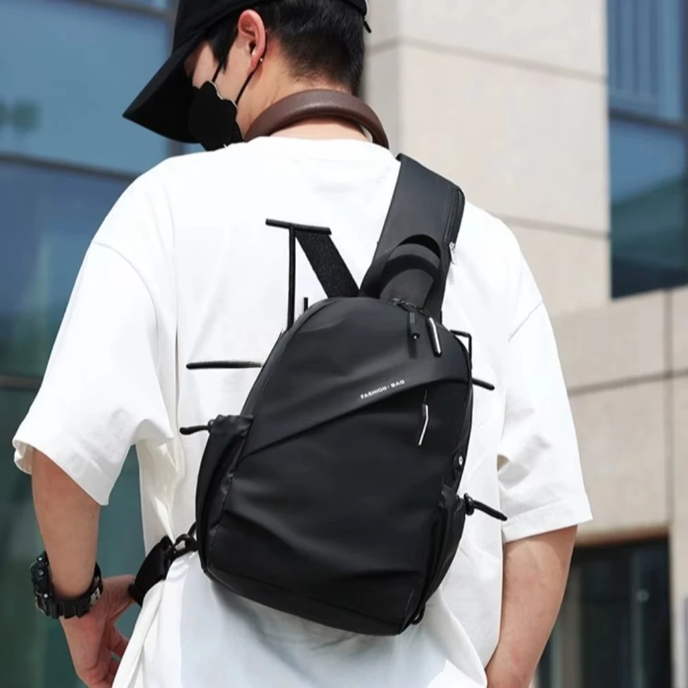 Borsa da petto da uomo di grande capacità Borsa a tracolla in tessuto Oxford con cerniera impermeabile Borsa a tracolla da uomo multiuso stile coreano