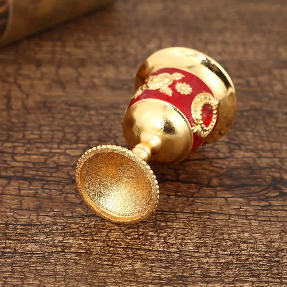 Exquisite Vintage Medieval Rose Embossed Goblet Zinc Alloy Anti-break Liquor Cup Mini Spirits Cup Gift