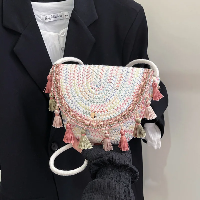

Summer Straw Bags for Women Handmade Tassel Beach Bags 2025 Raffia Rattan Woven Handbags Vacation Shoulder Crossbody Bags Clutch