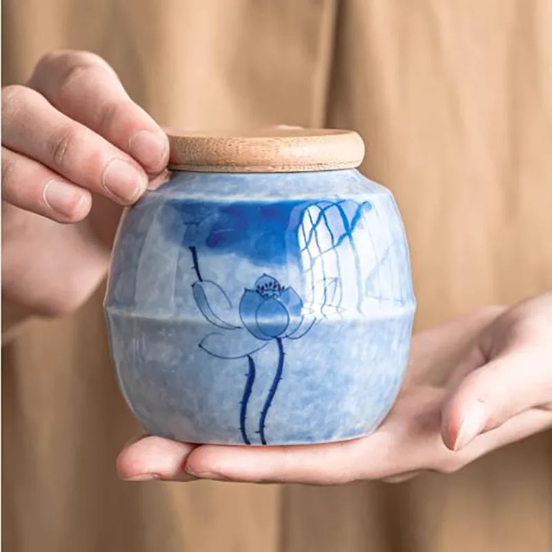 Blue Lotus Candy Jar European Style Ceramic Jewelry Box Bamboo Lid Portable Nuts Coffee Beans Storage Jar Tea Set Accessories