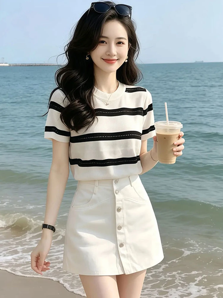 

Summer Stripe Color Block Knitted Short Sleeve T-Shirt And Denim Skirt Women's Fashion Set Casual Comfortable Breathable